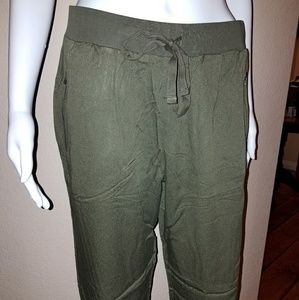 BNWT Green Joggers